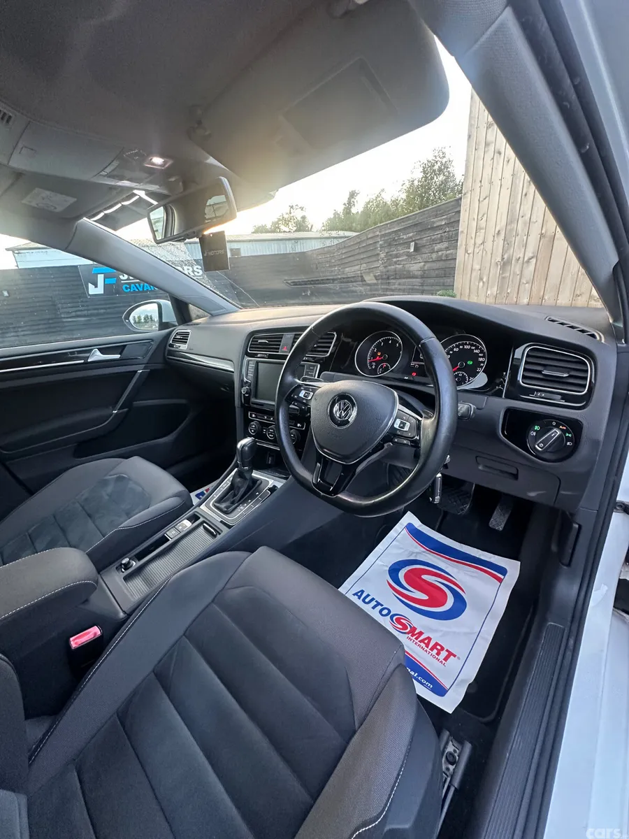 Volkswagen Golf Hatchback, Petrol, 2014, White