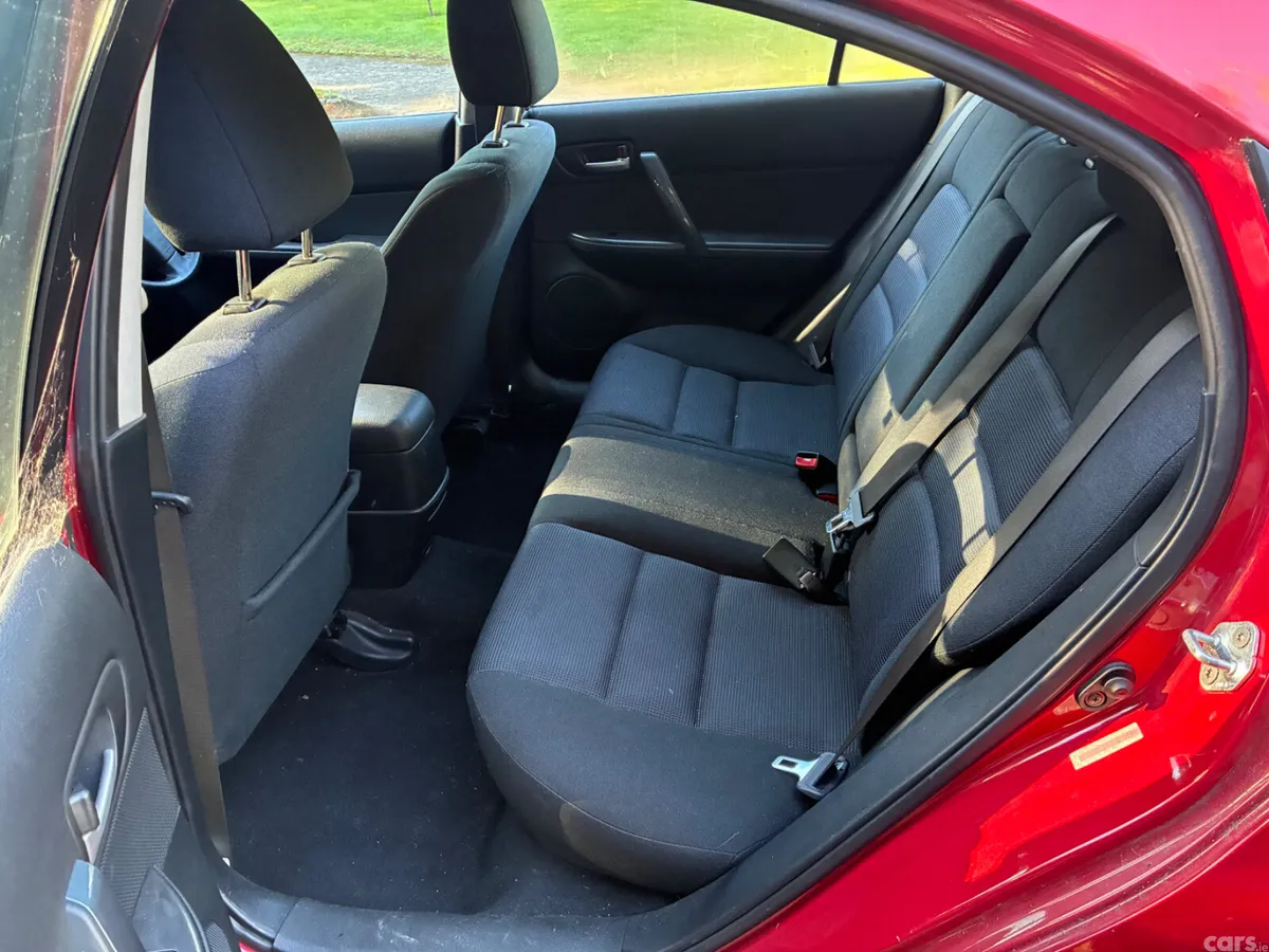 Mazda Mazda6 Hatchback, Petrol, 2007, Red