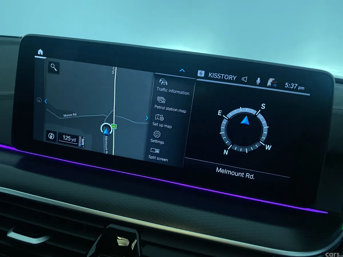 BMW 5-Series Estate, Petrol Hybrid, 2022, Blue