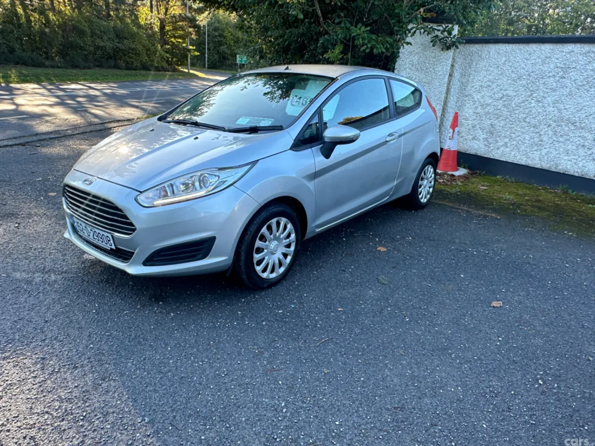 Ford Fiesta Hatchback, Diesel, 2015, Silver