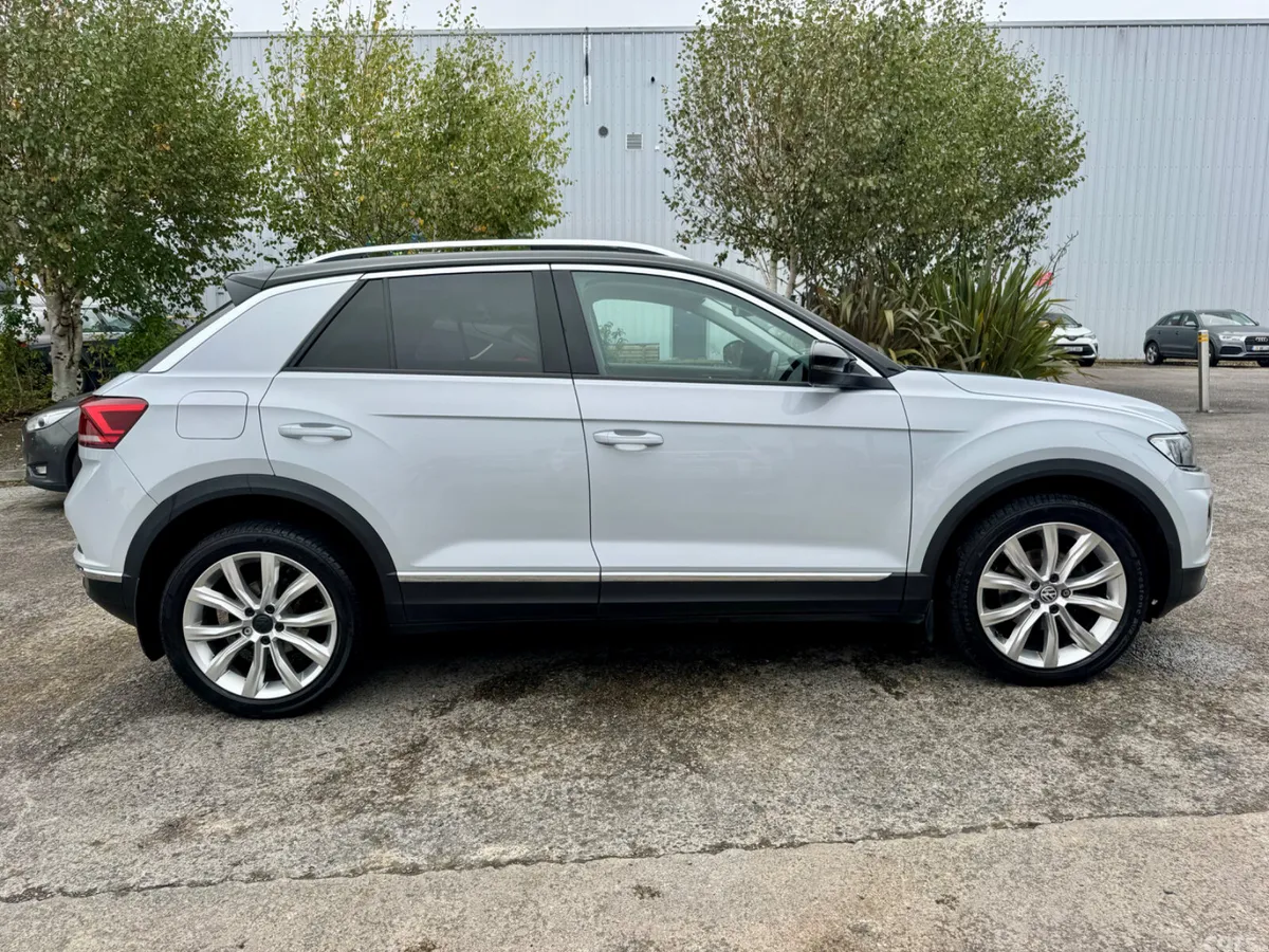 Volkswagen T-Roc SUV, Petrol, 2019, White