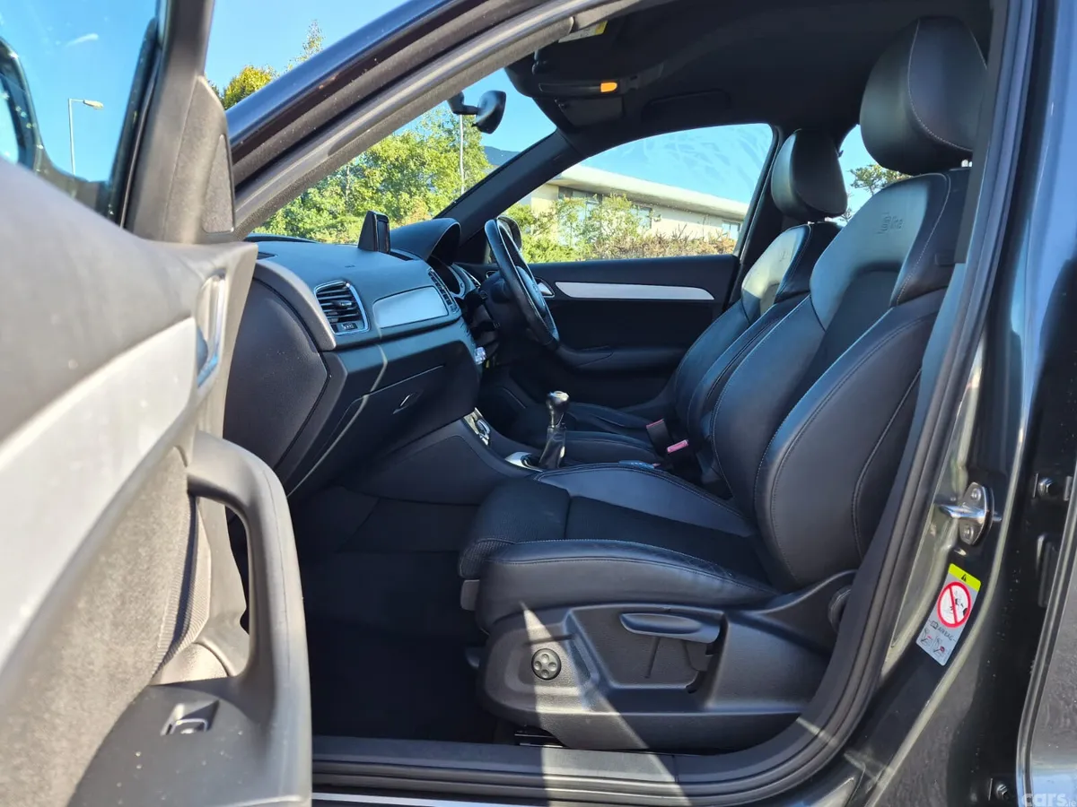 Audi Q3 SUV, Diesel, 2014, Grey
