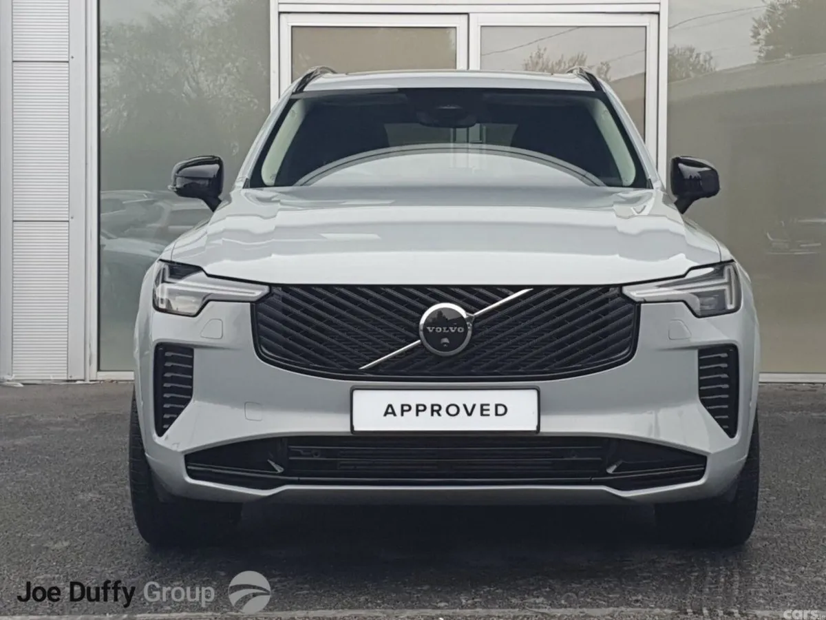 Volvo XC90 SUV, Petrol Plug-in Hybrid, 2025, Grey