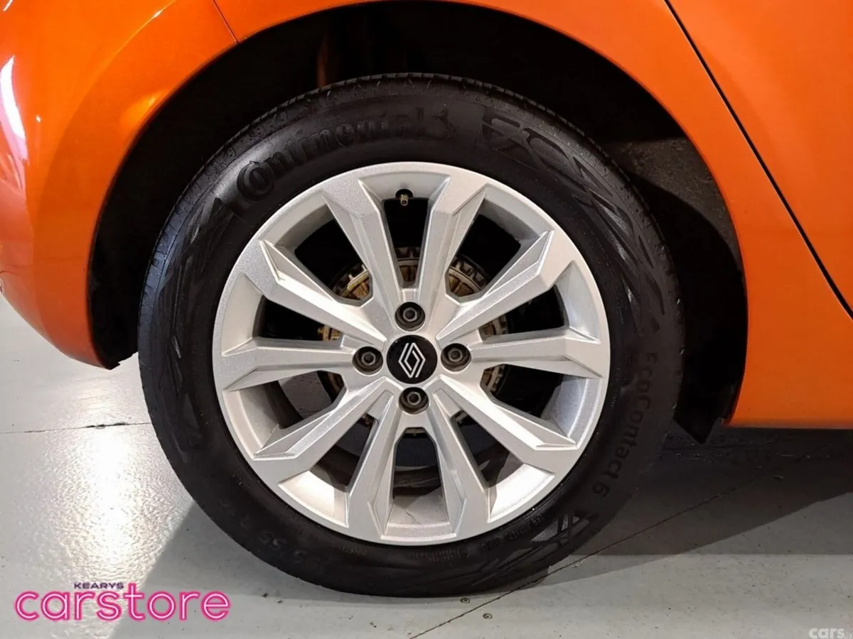 Renault Clio Hatchback, Petrol, 2024, Orange