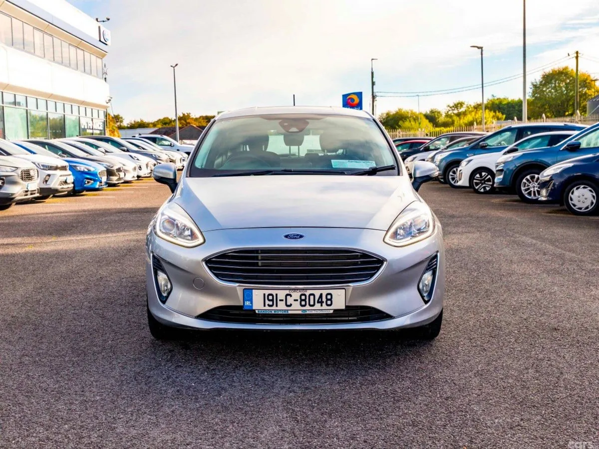Ford Fiesta Hatchback, Petrol, 2019, Grey