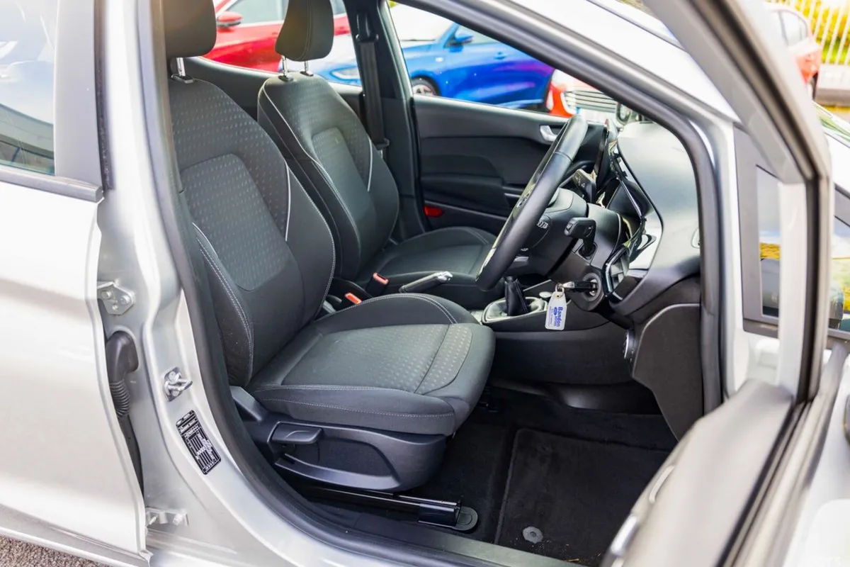 Ford Fiesta Hatchback, Petrol, 2019, Grey