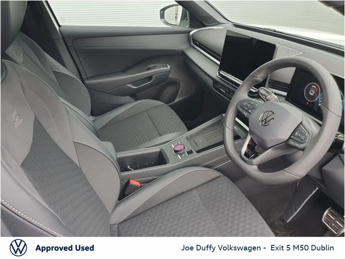 Volkswagen T-Roc SUV, Petrol, 2026, White