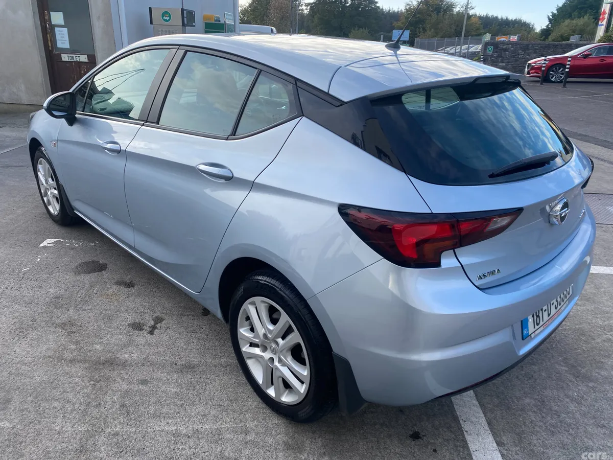 Opel Astra Hatchback, Petrol, 2018, Grey