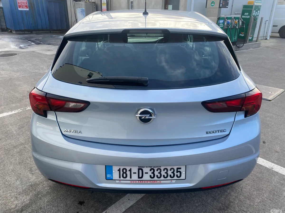Opel Astra Hatchback, Petrol, 2018, Grey