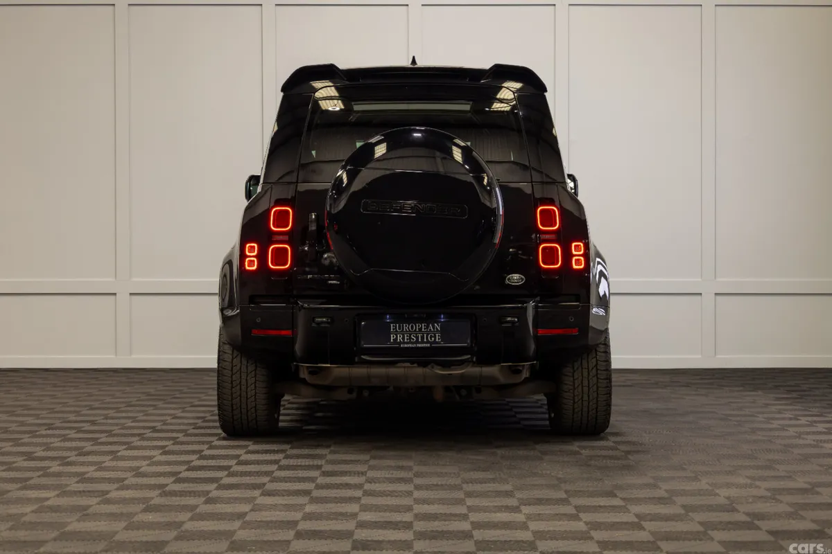 Land Rover Defender SUV, Petrol Plug-in Hybrid, 2022, Black