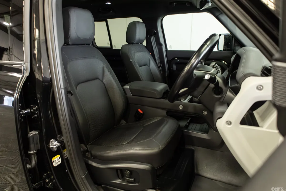 Land Rover Defender SUV, Petrol Plug-in Hybrid, 2022, Black