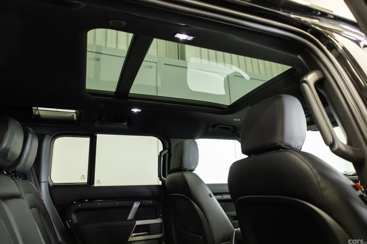 Land Rover Defender SUV, Petrol Plug-in Hybrid, 2022, Black