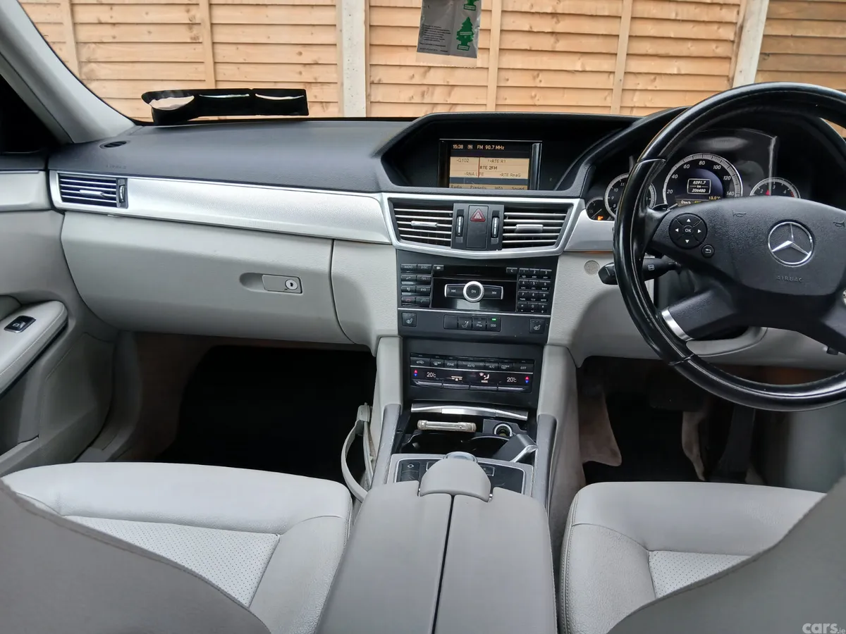 Mercedes-Benz E-Class Saloon, Diesel, 2012, Grey