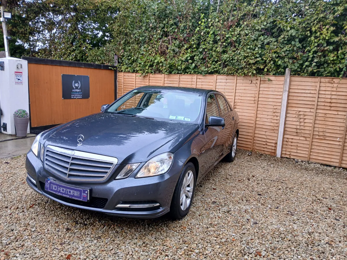 Mercedes-Benz E-Class Saloon, Diesel, 2012, Grey