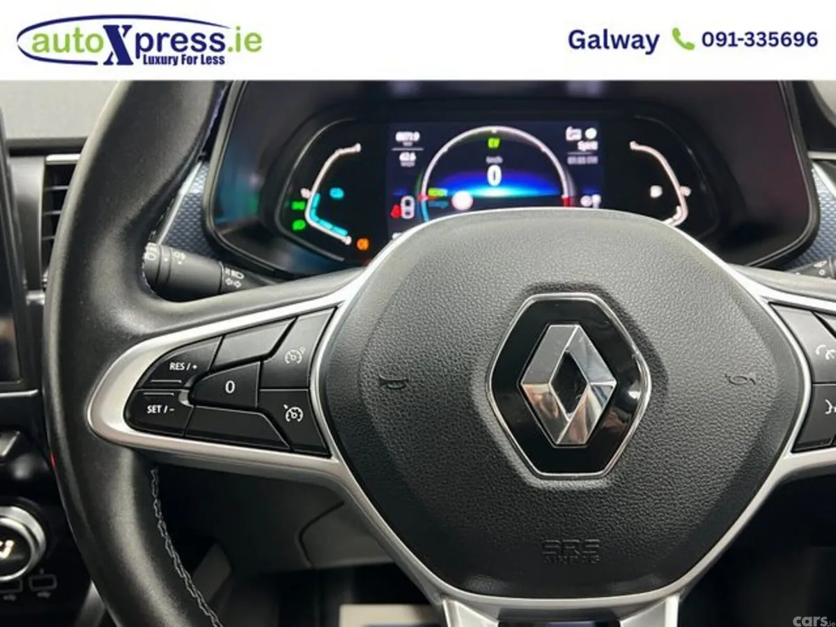 Renault Arkana Hatchback, Petrol Hybrid, 2022, Grey