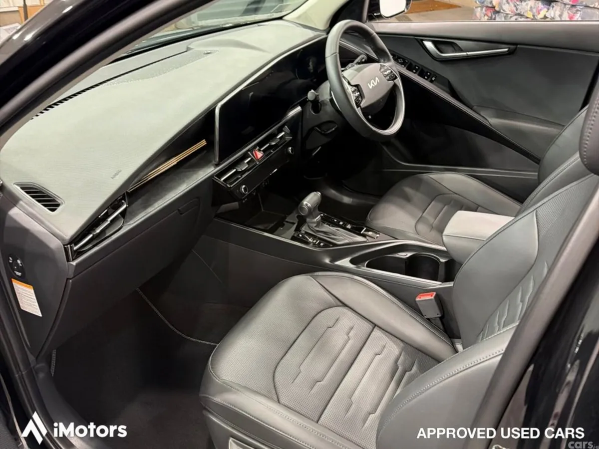 Kia Niro SUV, Petrol Hybrid, 2026, Black