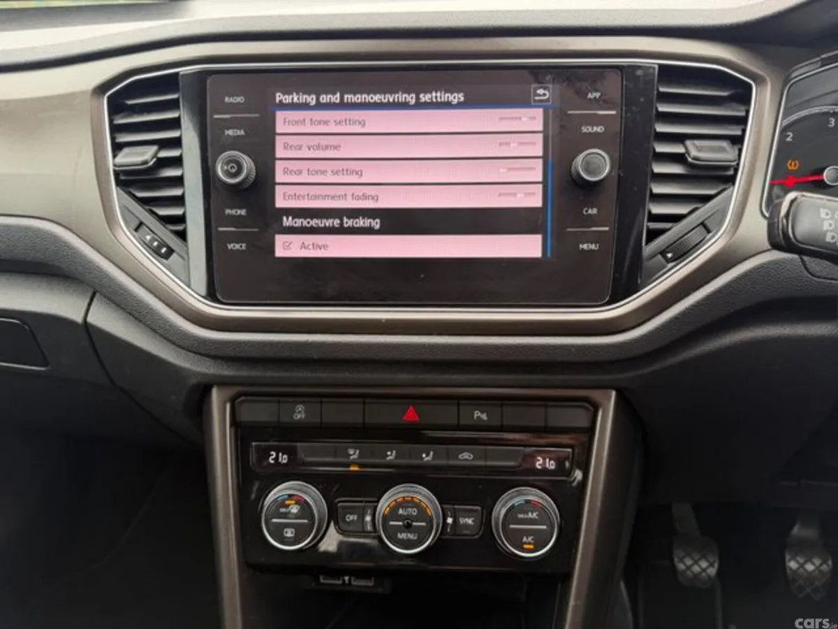 Volkswagen T-Roc Estate, Diesel, 2019, Grey
