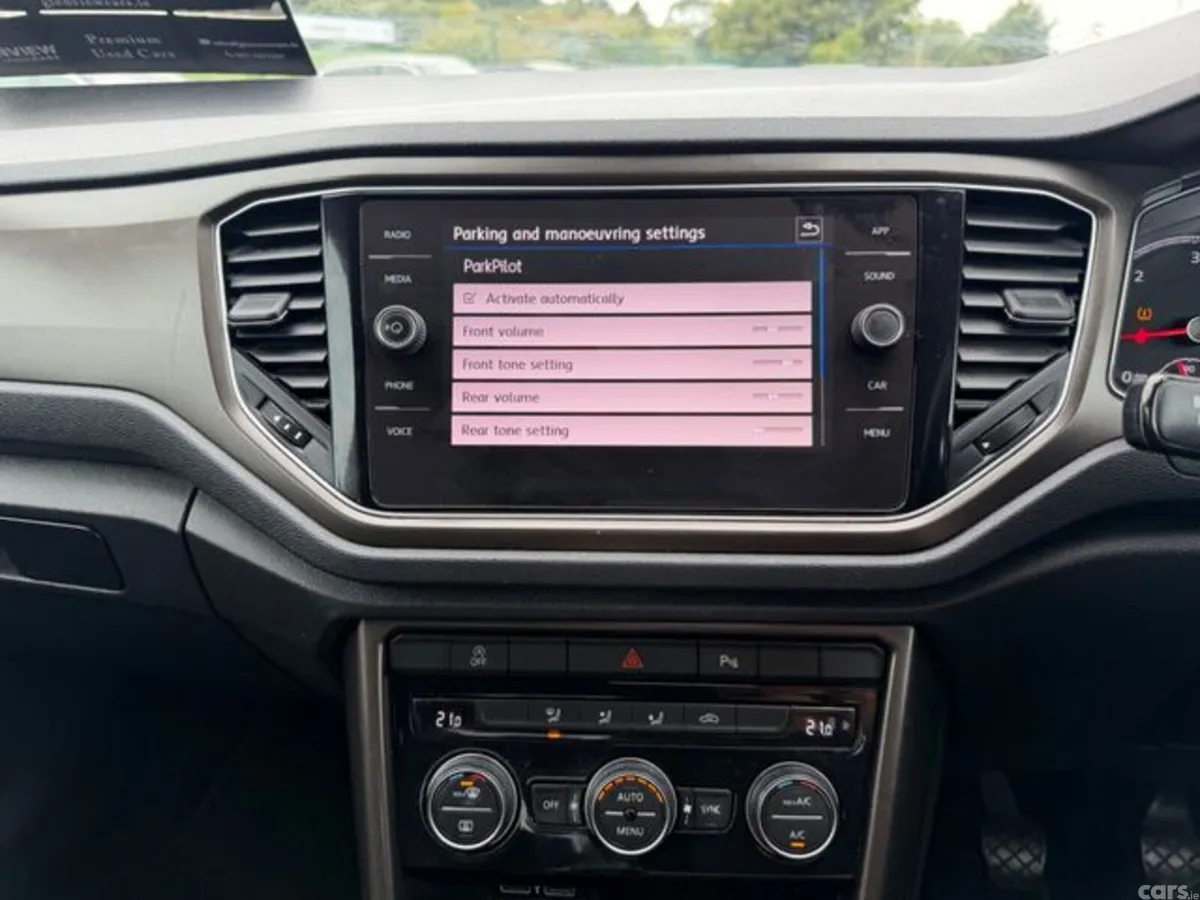 Volkswagen T-Roc Estate, Diesel, 2019, Grey