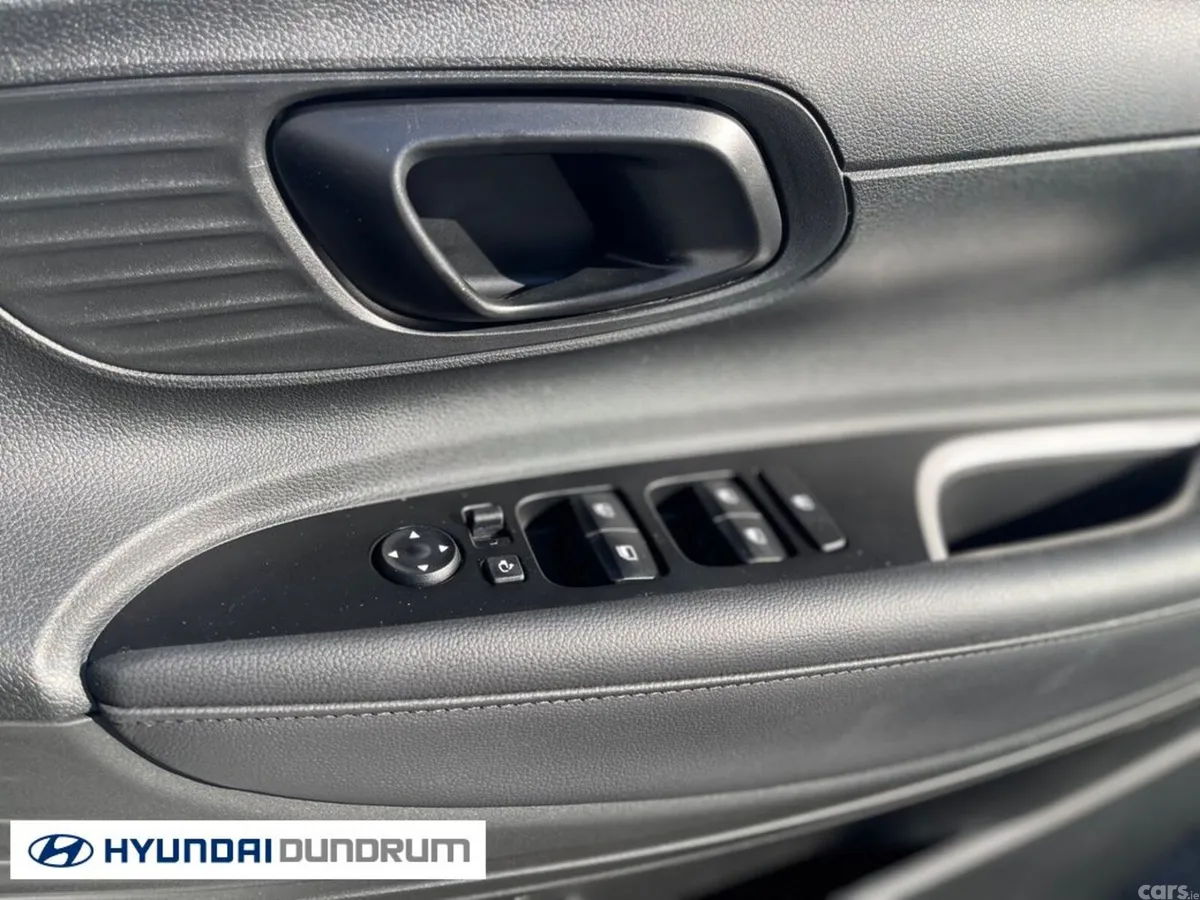 Hyundai i20 Hatchback, Petrol, 2026, White