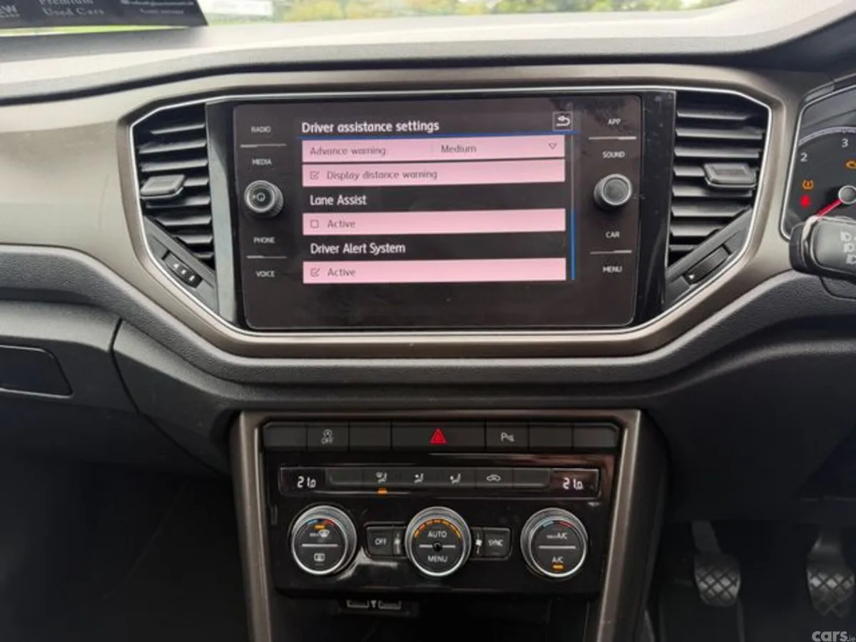 Volkswagen T-Roc Estate, Diesel, 2019, Grey