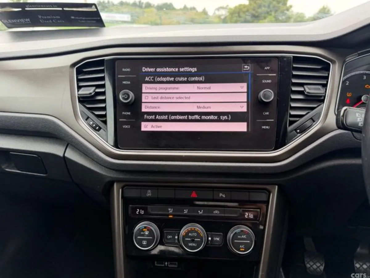 Volkswagen T-Roc Estate, Diesel, 2019, Grey