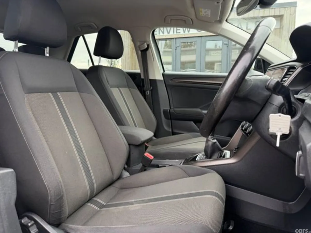 Volkswagen T-Roc Estate, Diesel, 2019, Grey