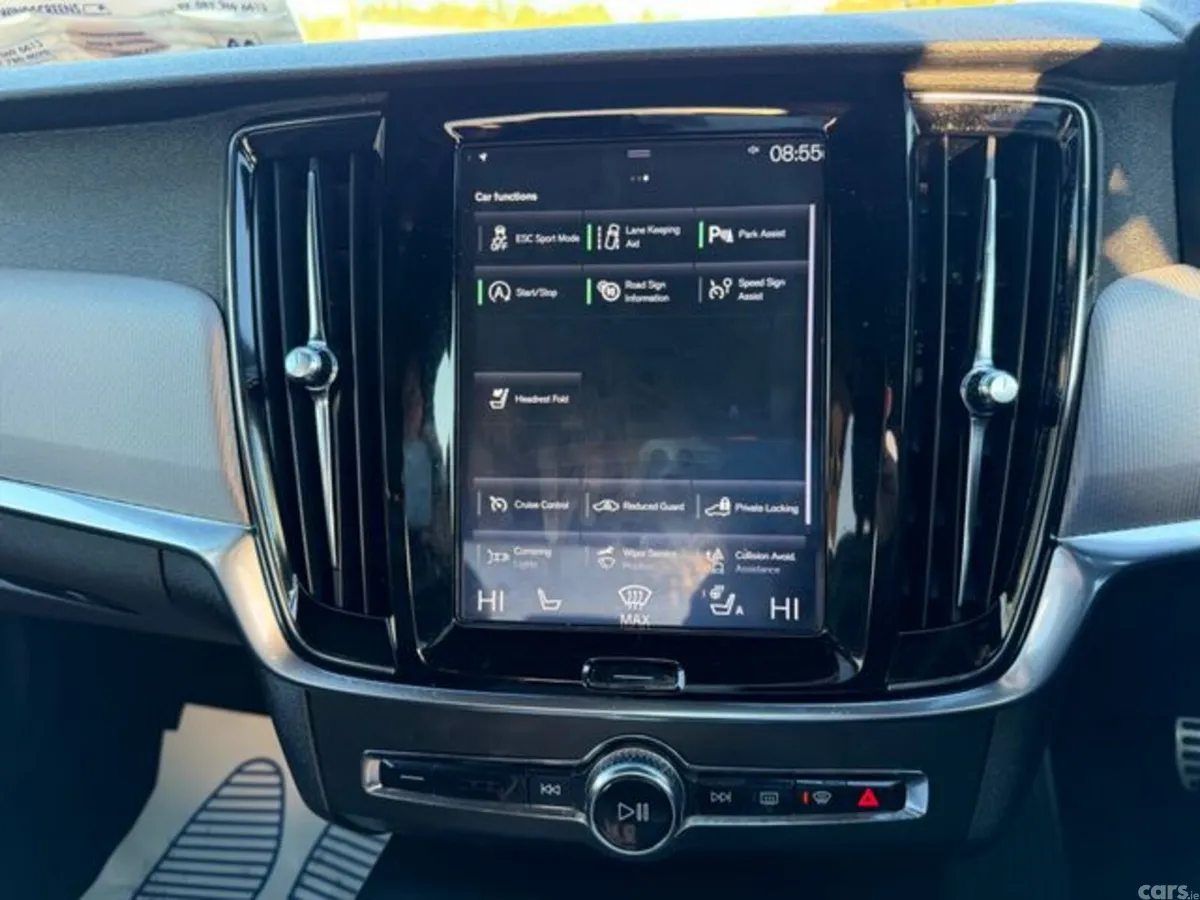 Volvo S90 Saloon, Diesel, 2018, Black