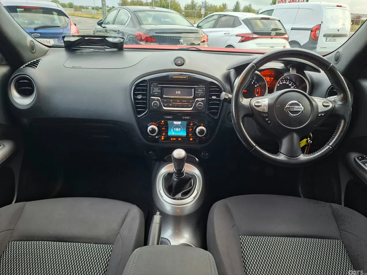 Nissan Juke SUV, Petrol, 2017, Red