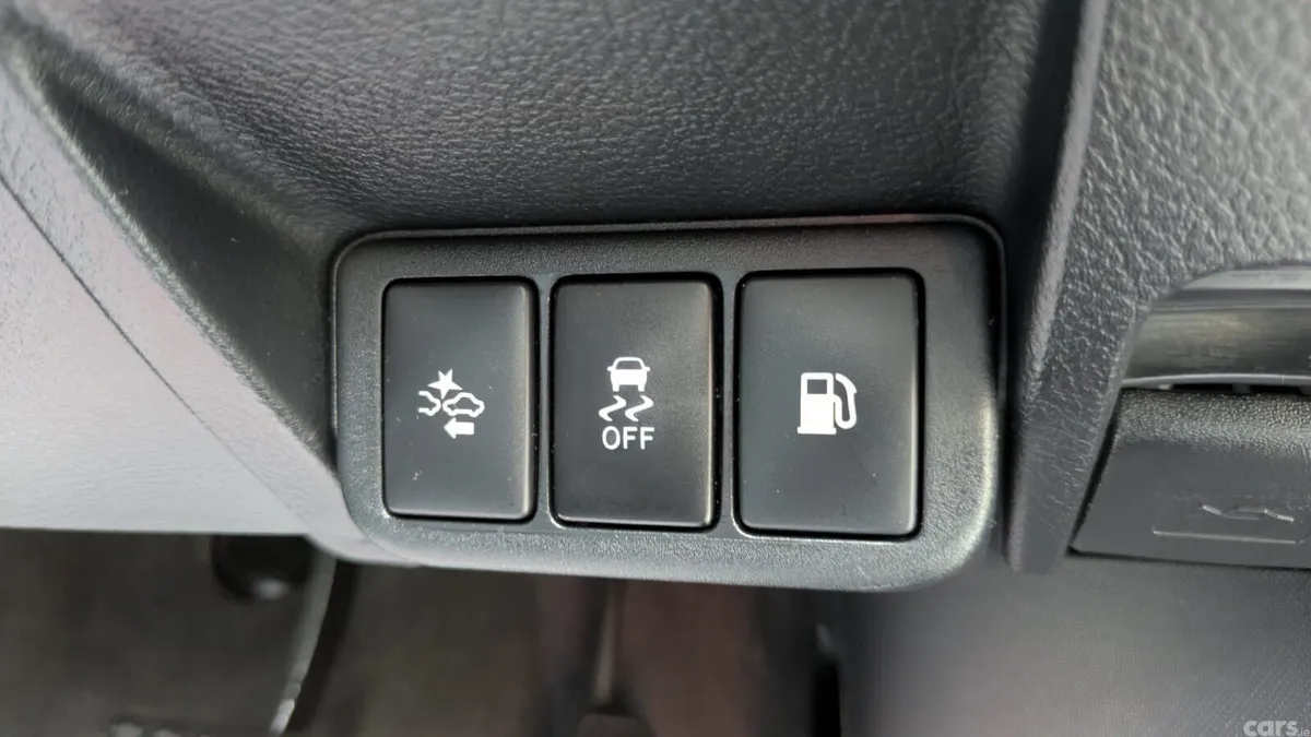Toyota Avensis Estate, Petrol, 2017, Black