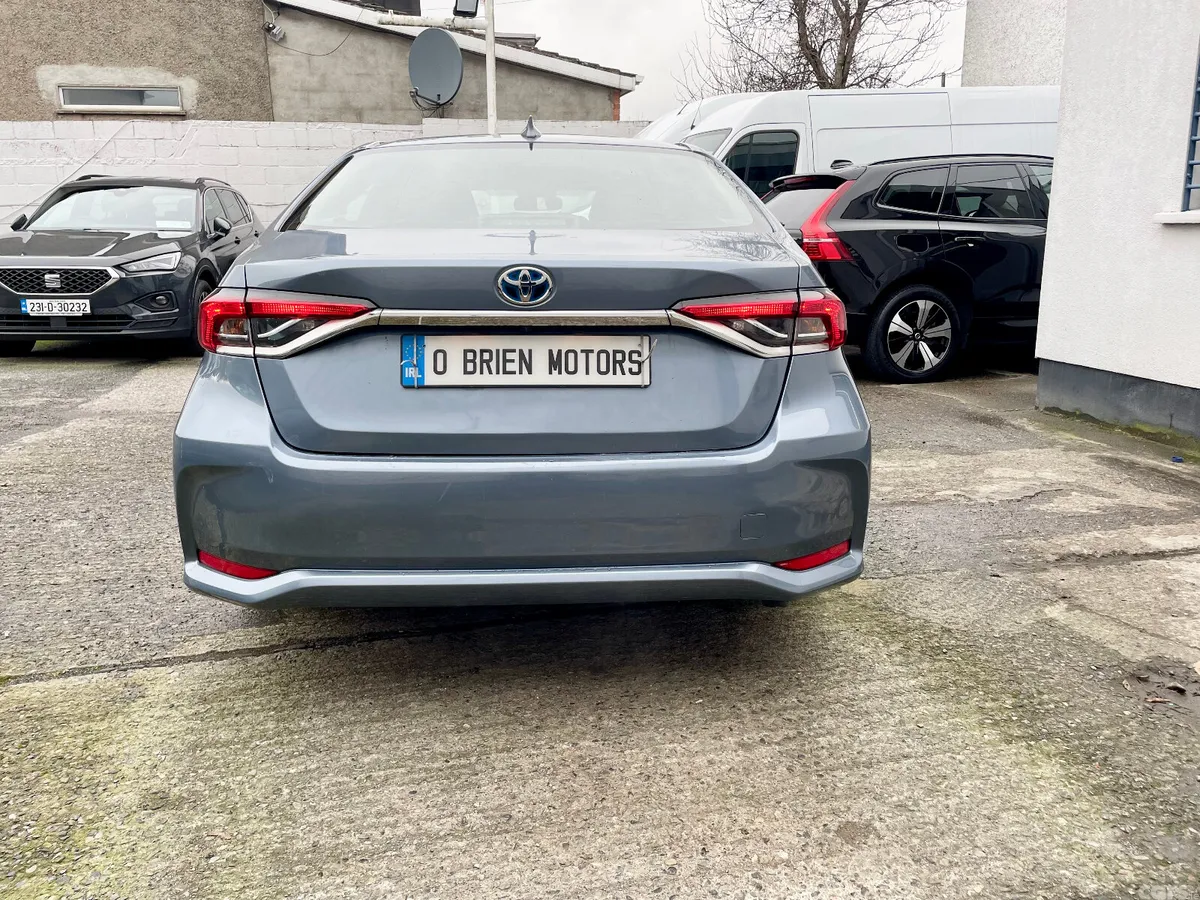 Toyota Corolla Saloon, Petrol Hybrid, 2024, Grey