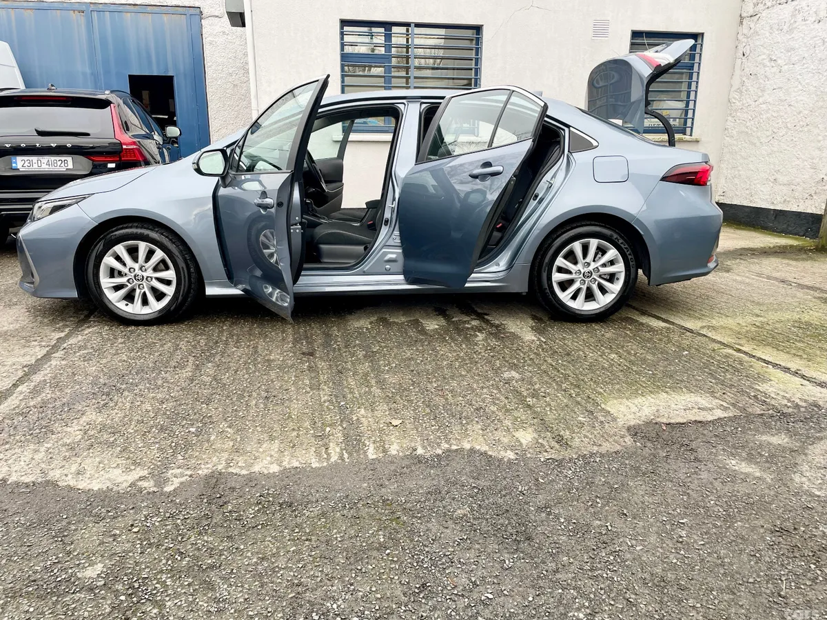 Toyota Corolla Saloon, Petrol Hybrid, 2024, Grey