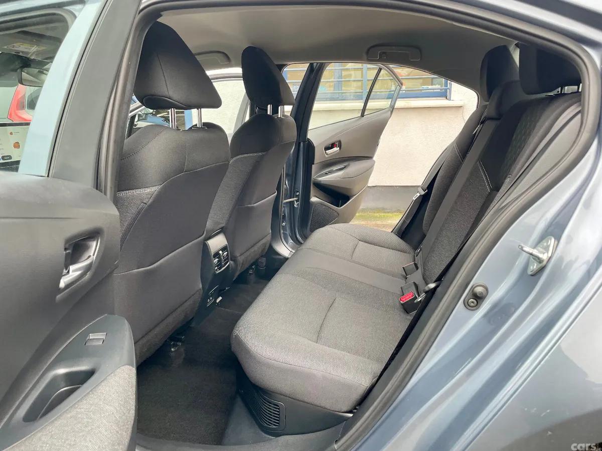 Toyota Corolla Saloon, Petrol Hybrid, 2024, Grey