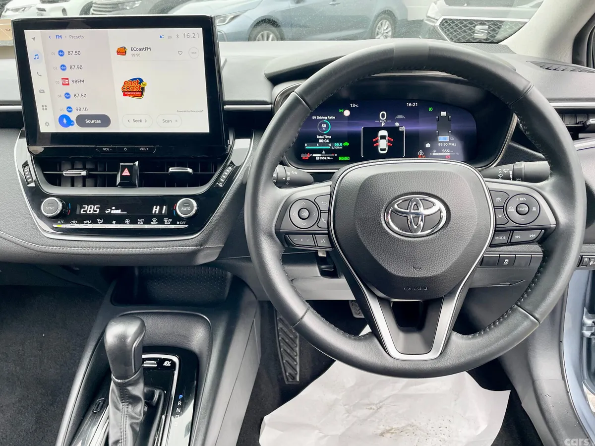 Toyota Corolla Saloon, Petrol Hybrid, 2024, Grey