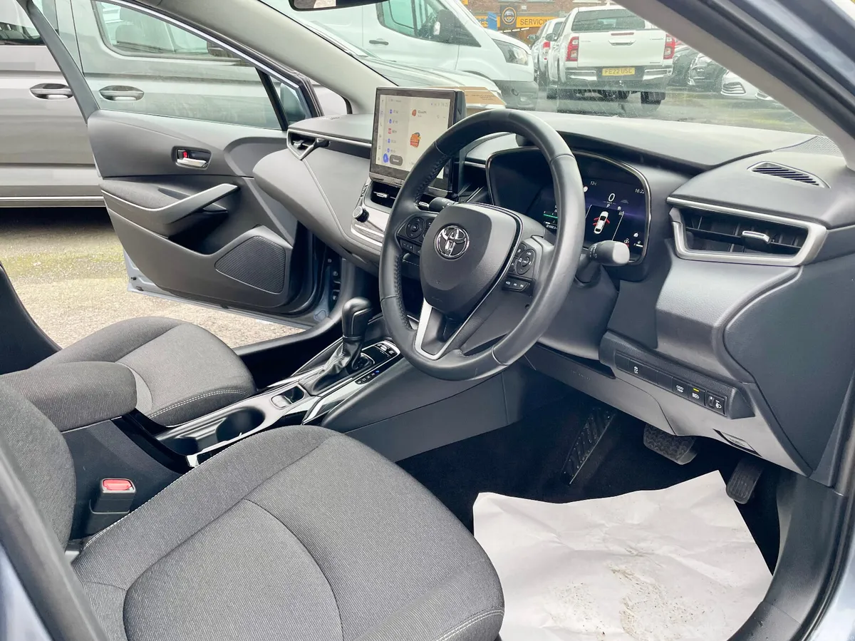 Toyota Corolla Saloon, Petrol Hybrid, 2024, Grey