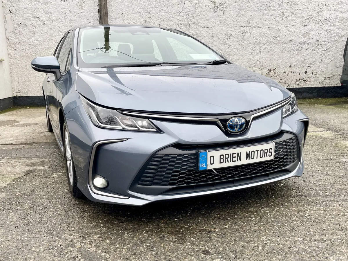 Toyota Corolla Saloon, Petrol Hybrid, 2024, Grey