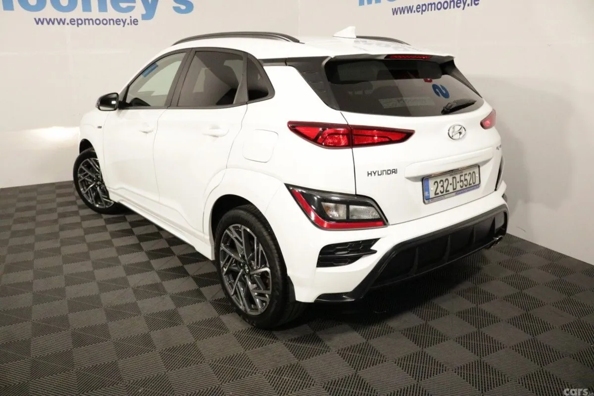 Hyundai KONA SUV, Petrol, 2023, White