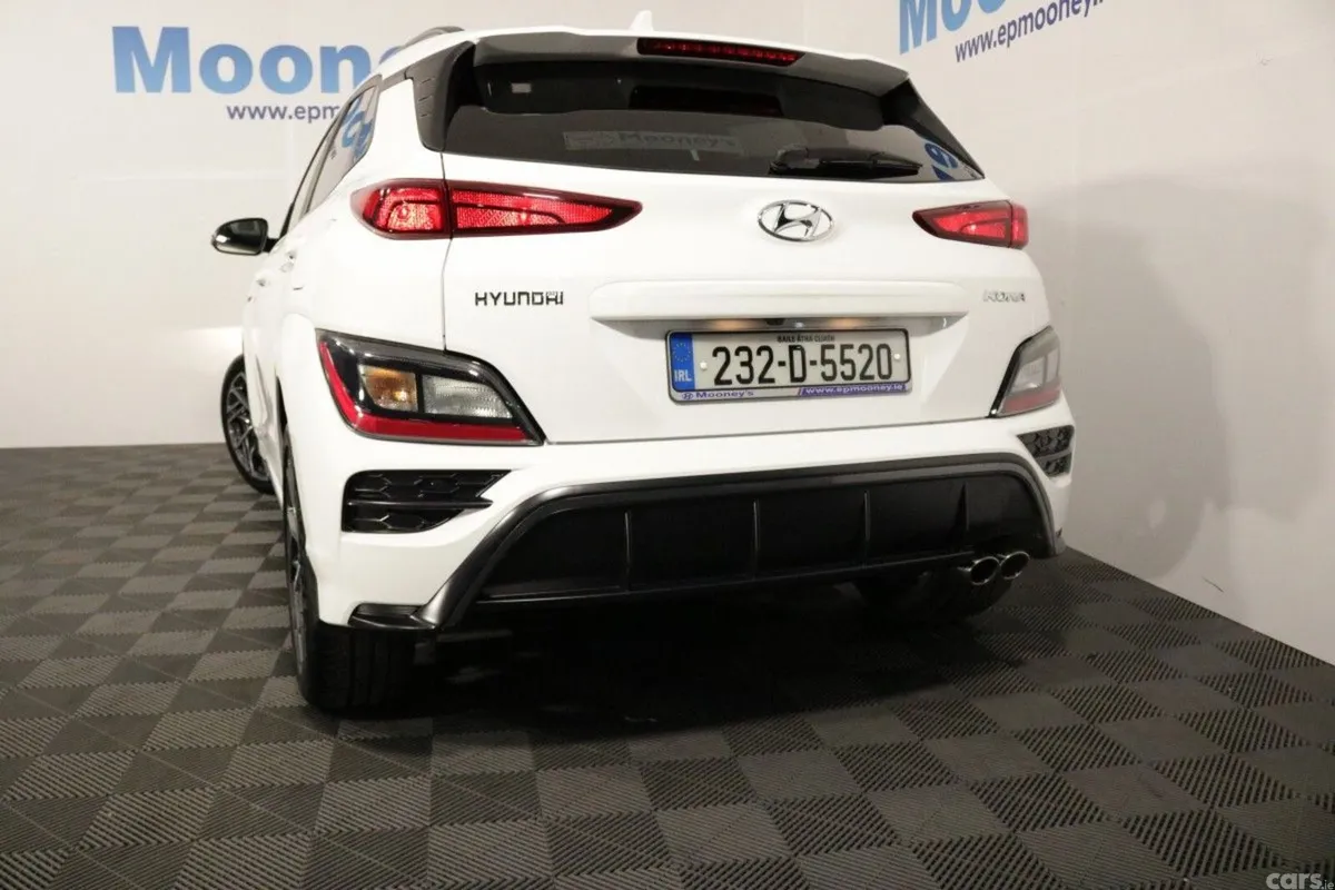 Hyundai KONA SUV, Petrol, 2023, White