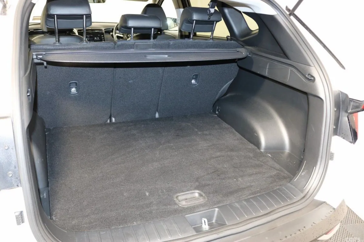 Hyundai Tucson SUV, Diesel, 2023, White