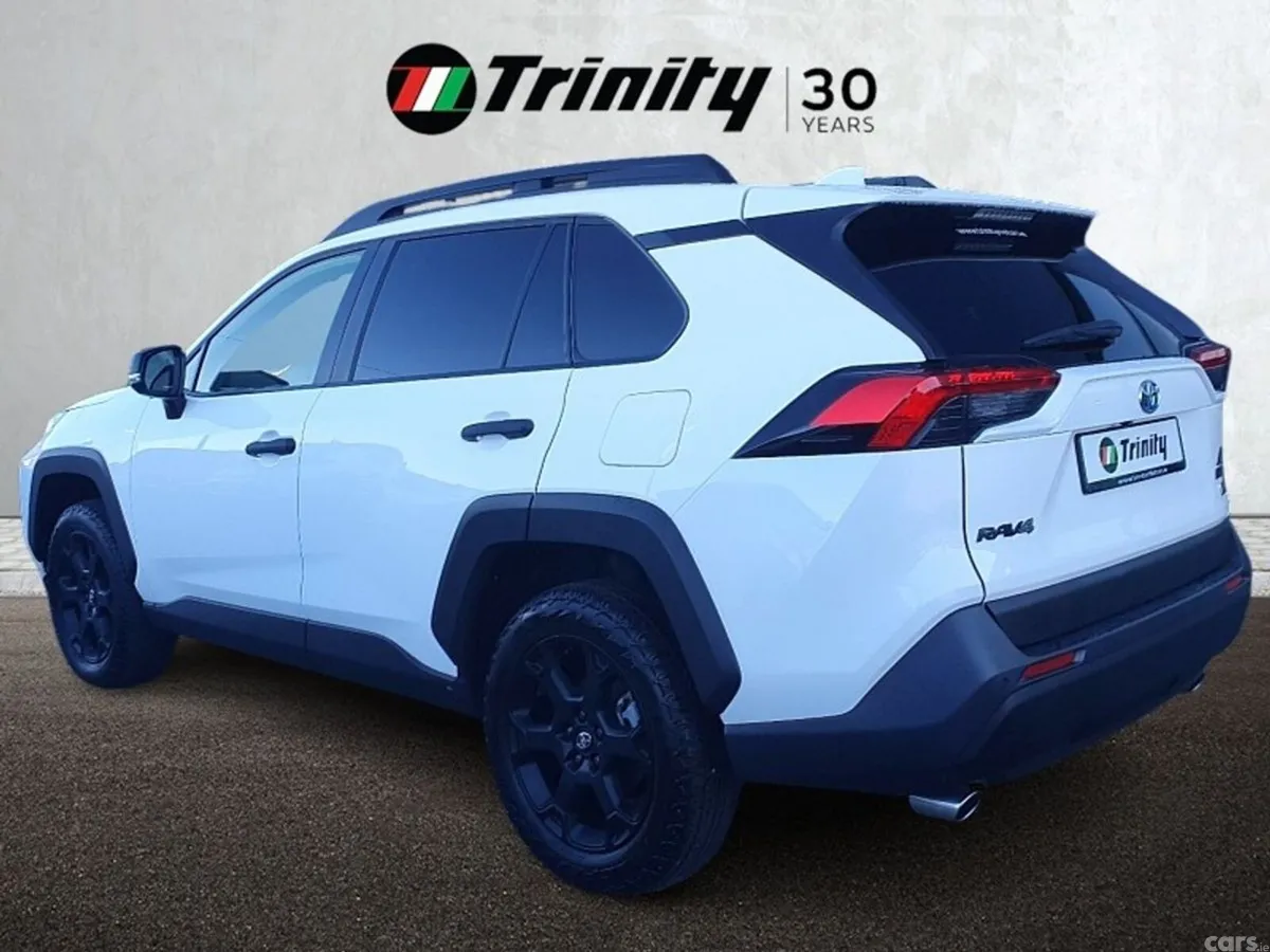 Toyota RAV4 SUV, Petrol Hybrid, 2023, White