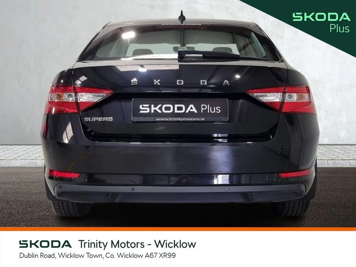 Skoda Superb Saloon, Petrol, 2024, Black