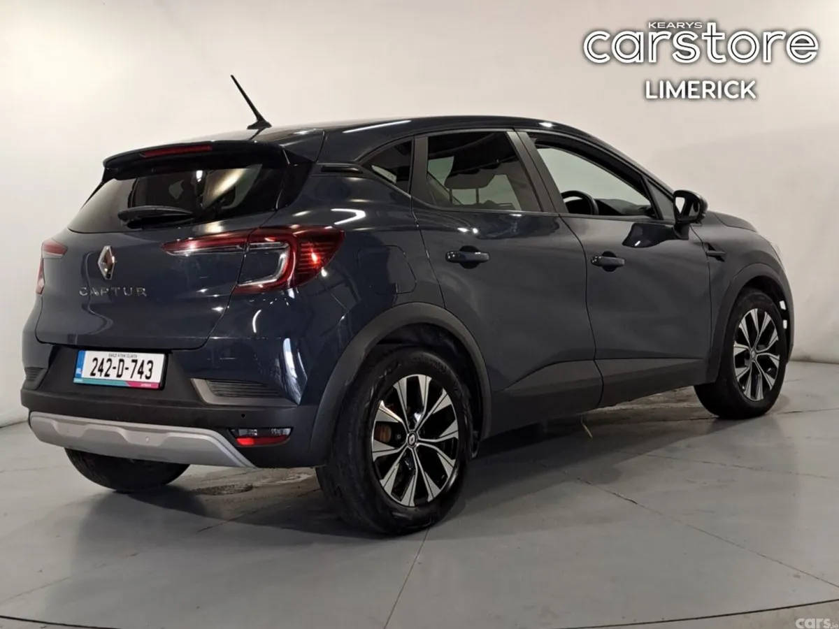 Renault Captur Hatchback, Petrol, 2024, Blue