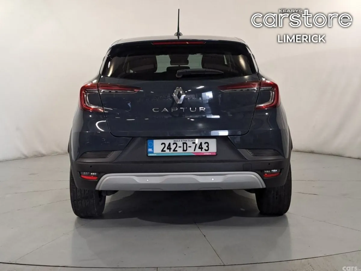 Renault Captur Hatchback, Petrol, 2024, Blue