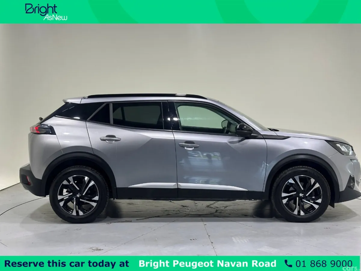 Peugeot 2008 MPV, Petrol, 2022, Grey