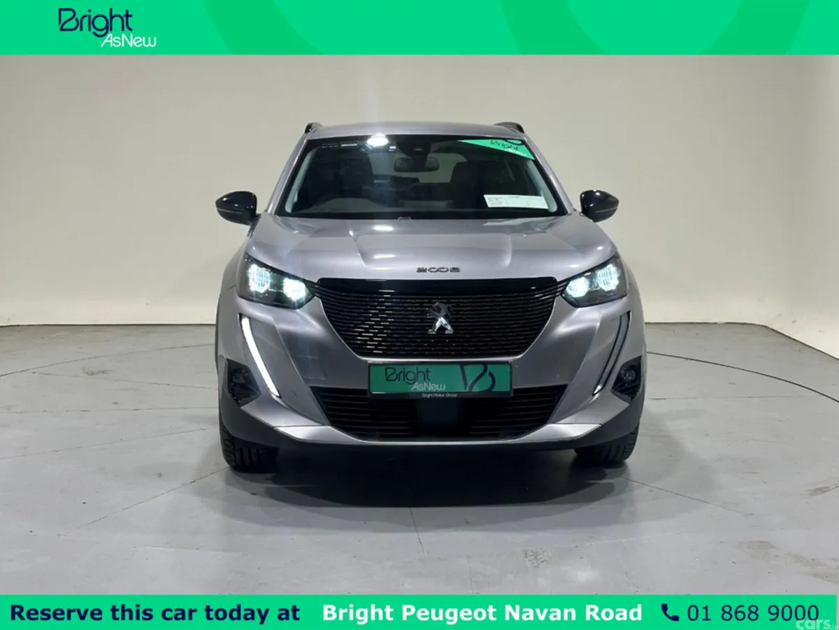 Peugeot 2008 MPV, Petrol, 2022, Grey