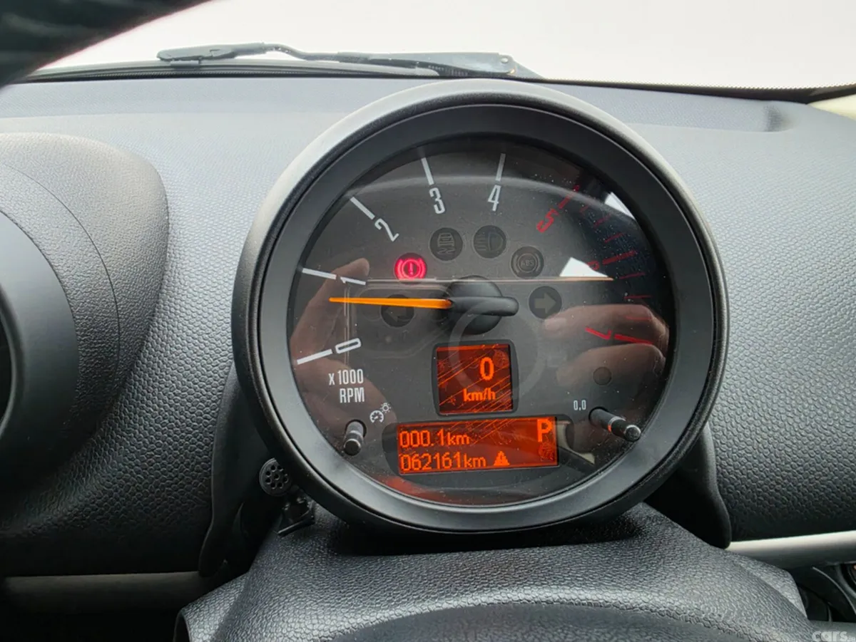 Mini Cooper Hatchback, Diesel, 2015, Grey