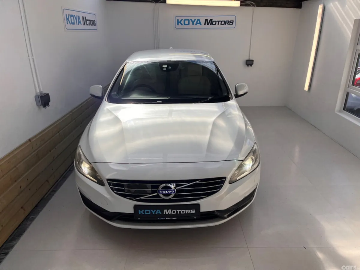 Volvo S60 Saloon, Diesel, 2016, White