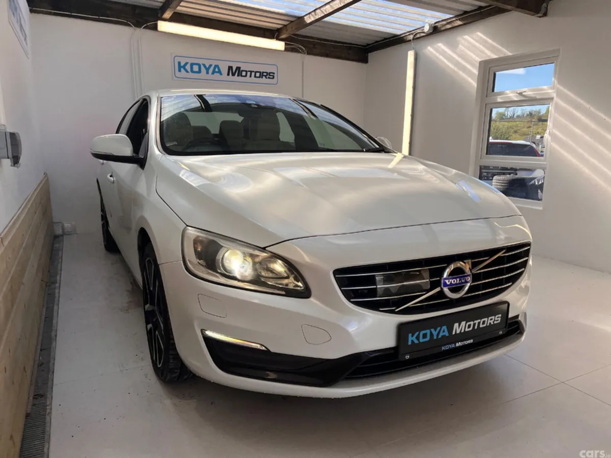 Volvo S60 Saloon, Diesel, 2016, White