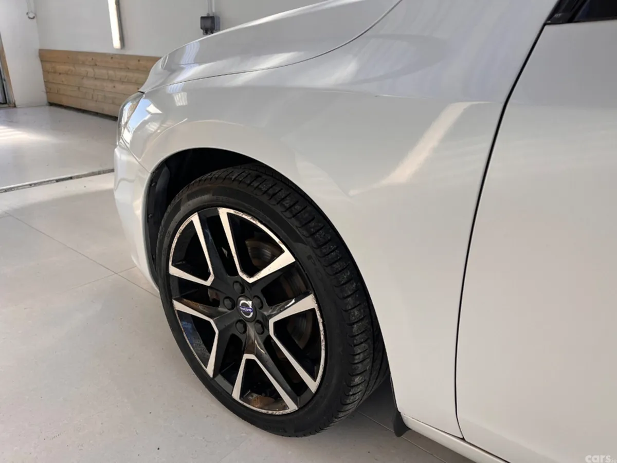 Volvo S60 Saloon, Diesel, 2016, White