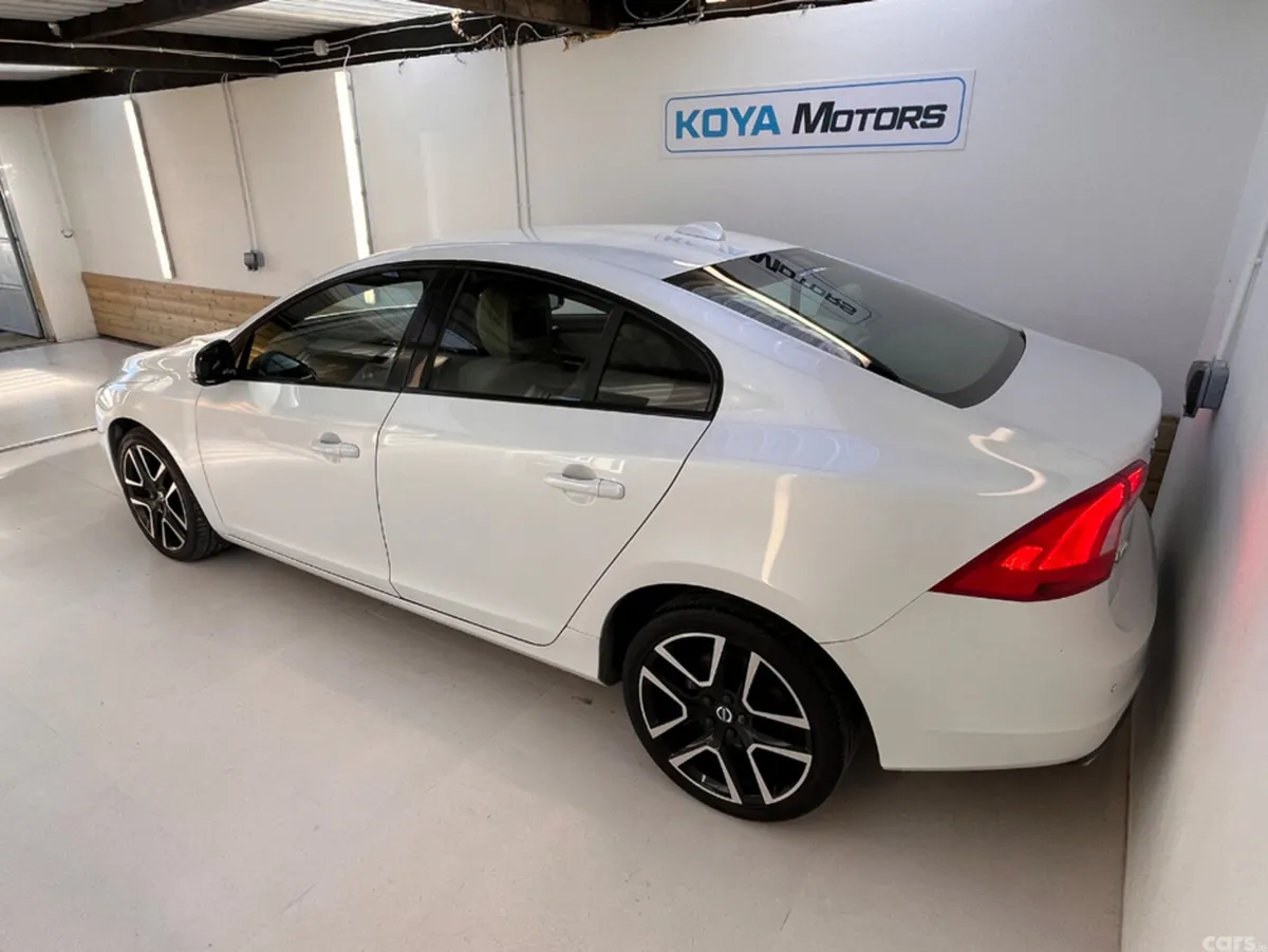 Volvo S60 Saloon, Diesel, 2016, White