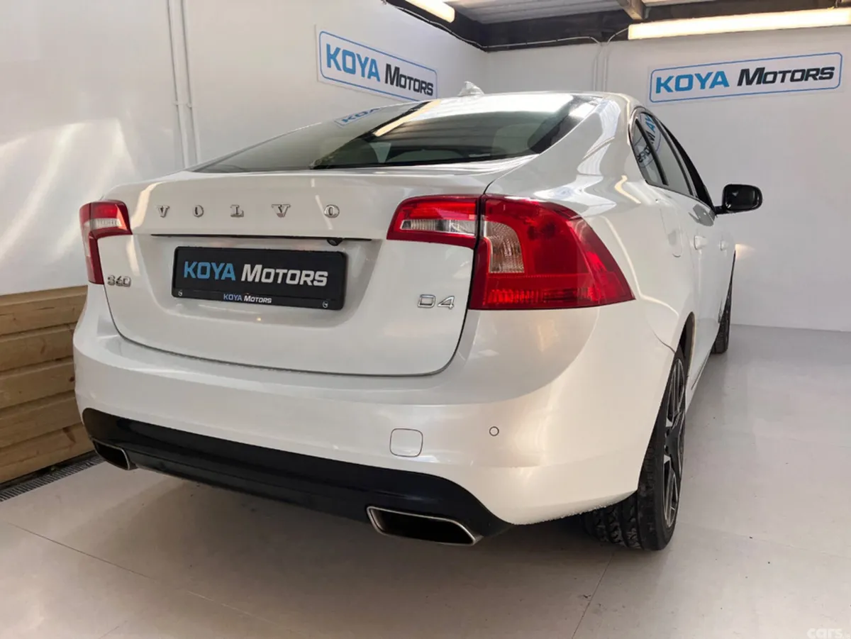 Volvo S60 Saloon, Diesel, 2016, White